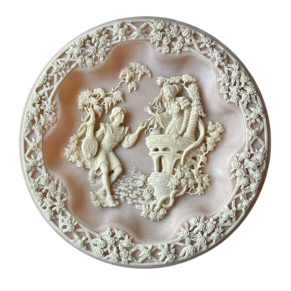 Romeo & Juliet Bradex Incolay Wall Plate Pink & Cream 8.25" Dia Love Gift Decor - Picture 1 of 11